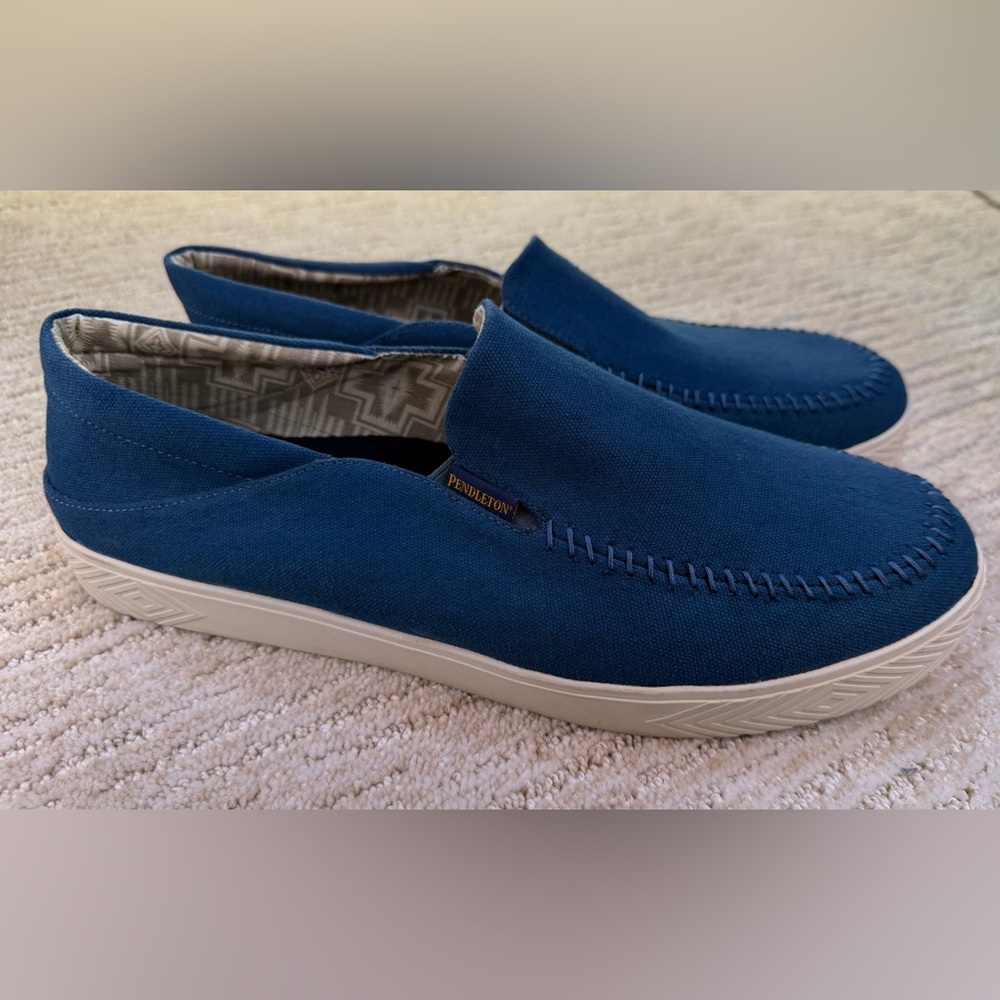 Like New Pendleton Mens Point Magu Sneakers Majolica Blue